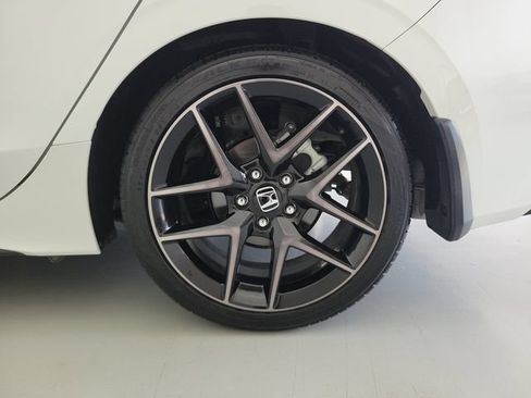 Used 2024 Honda Civic Sport Touring image 12
