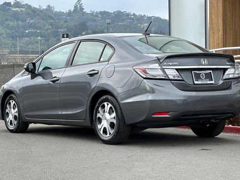 Used 2013 Honda Civic Hybrid Sedan image 6