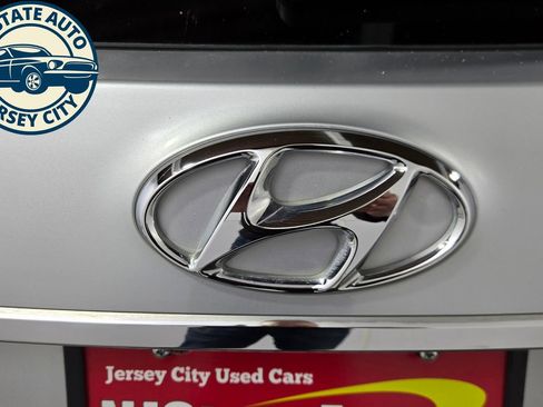 Used 2018 Hyundai Santa Fe AWD w/ SE Ultimate Tech Package 03 image 37