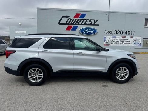 Used 2026 Ford Explorer Active image 6