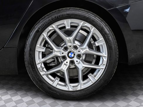 Used 2025 BMW 330i Sedan image 31