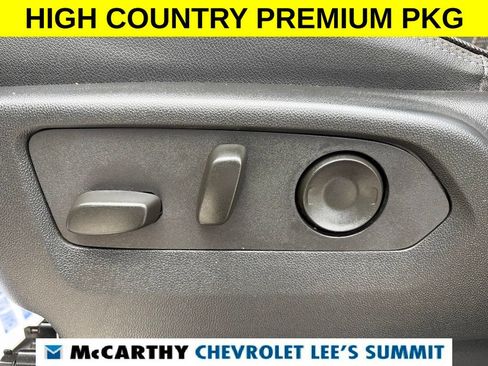 Used 2025 Chevrolet Silverado 2500 High Country w/ High Country Premium Package AWD/4WD image 57