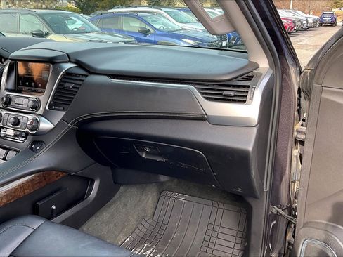 Used 2015 Chevrolet Tahoe LT image 16