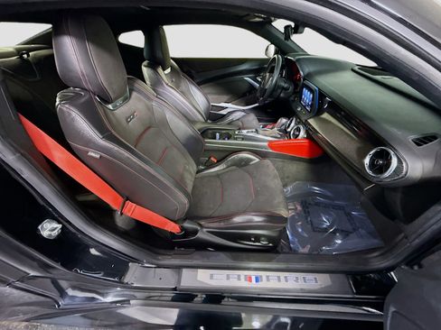 Used 2020 Chevrolet Camaro ZL1 image 27