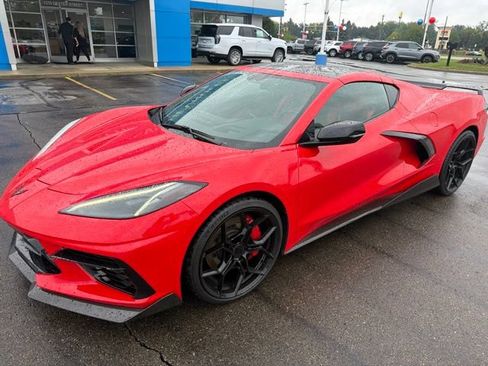 Used 2020 Chevrolet Corvette Stingray Premium Cpe w/ 3LT Preferred Equipment Group RWD image 2