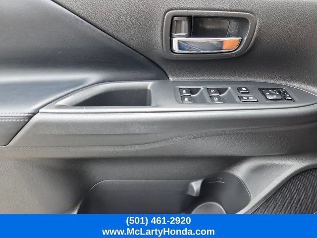 Used 2020 Mitsubishi Outlander SE FWD image 34