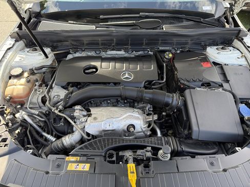 Certified 2022 Mercedes-Benz GLB 250 image 14