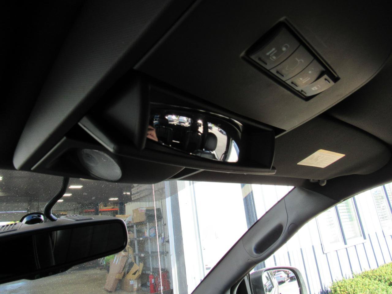Used 2015 Dodge Grand Caravan SXT FWD image 29