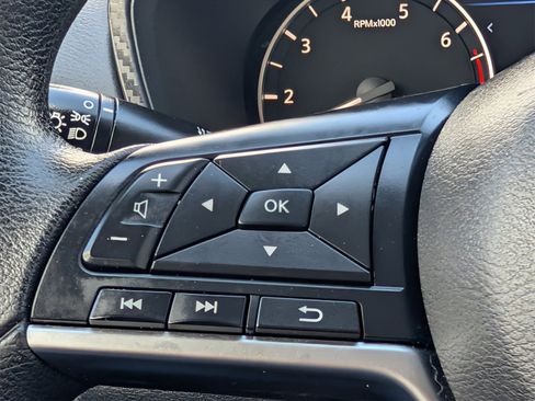 Used 2022 Nissan Altima 2.5 SV image 22