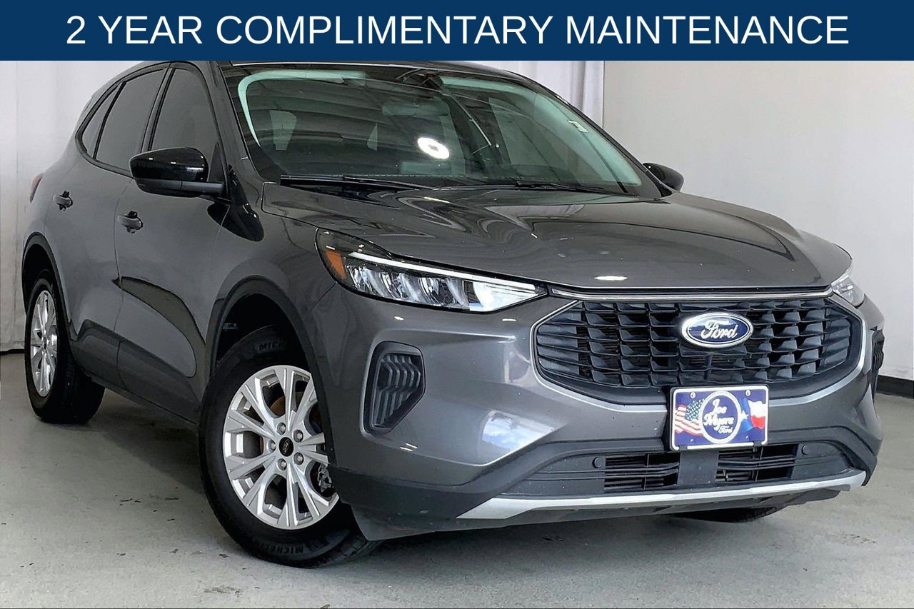 Used 2025 Ford Escape Active FWD image 1