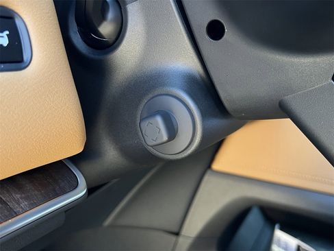 New 2026 Nissan Armada SL image 16