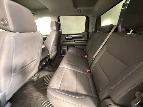 Used 2024 Chevrolet Silverado 1500 RST w/ Z71 Off-Road Package AWD/4WD image 15