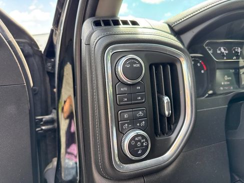 Used 2021 GMC Sierra 1500 Elevation w/ Preferred Package AWD/4WD image 22