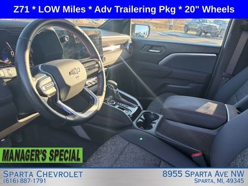 Used 2023 Chevrolet Colorado Z71 w/ Z71 Convenience Package 2 AWD/4WD image 17