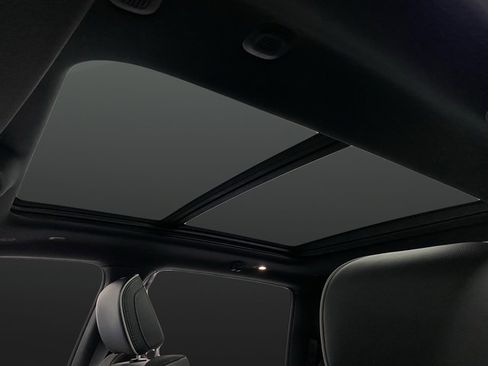 New 2026 RAM 1500 Laramie w/ Night Edition AWD/4WD image 7