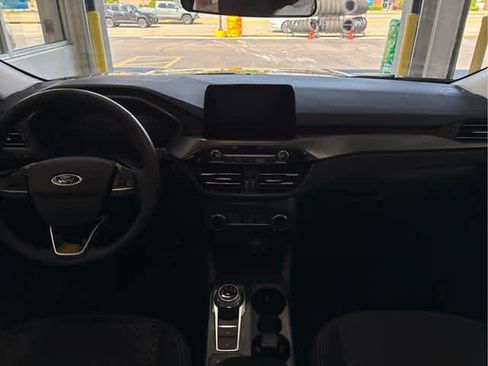 New 2025 Ford Escape Active w/ Cold Weather Package image 8