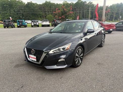 Used 2022 Nissan Altima 2.5 SV FWD image 8
