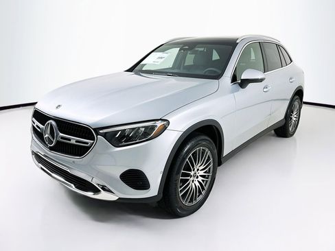 New 2026 Mercedes-Benz GLC 300 image 3