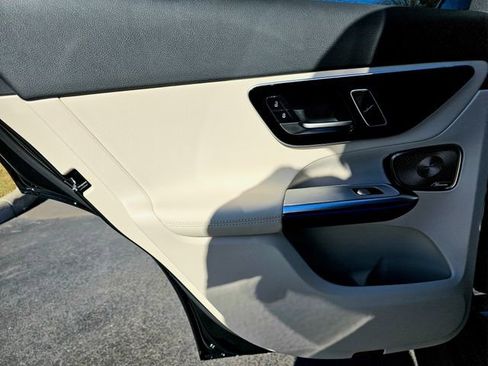 New 2026 Mercedes-Benz GLC 300 4MATIC image 25