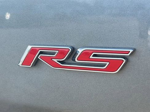 Used 2023 Chevrolet Traverse RS image 34