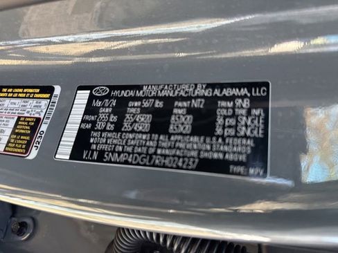 Used 2024 Hyundai Santa Fe Limited image 32