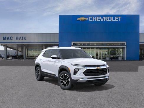 New 2026 Chevrolet TrailBlazer LT FWD image 1