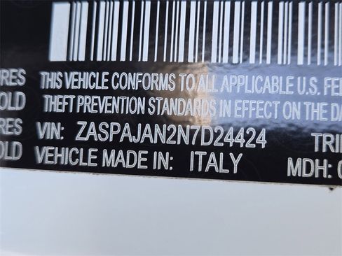 Used 2022 Alfa Romeo Stelvio Sprint image 36