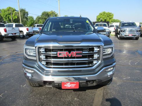 Used 2018 GMC Sierra 1500 SLT AWD/4WD image 13