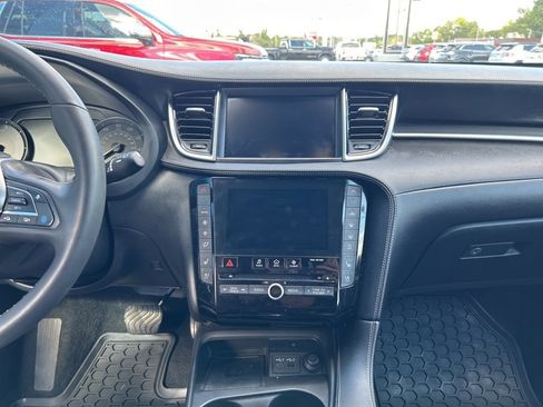Used 2024 INFINITI QX50 Sport image 18