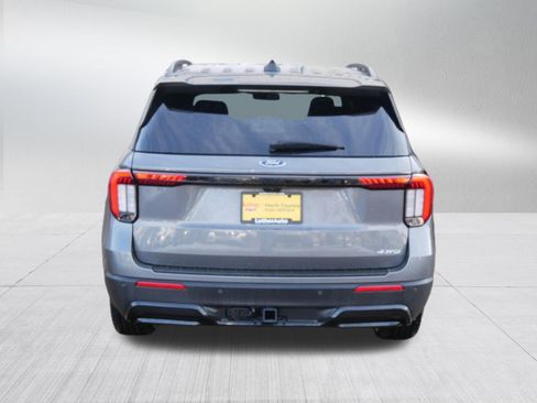Certified 2025 Ford Explorer ST-Line image 6