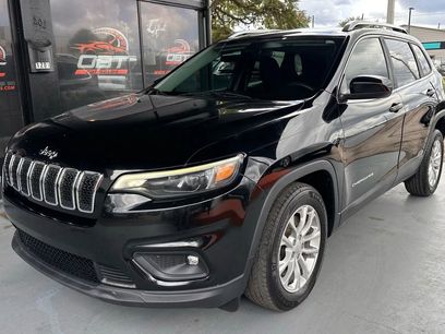 Used 2019 Jeep Cherokee Latitude w/ Popular Appearance Group