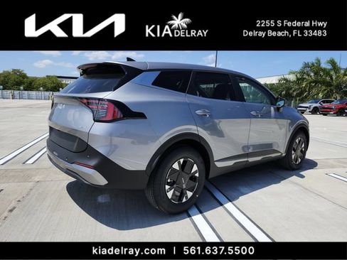 New 2026 Kia Sportage LX FWD image 3