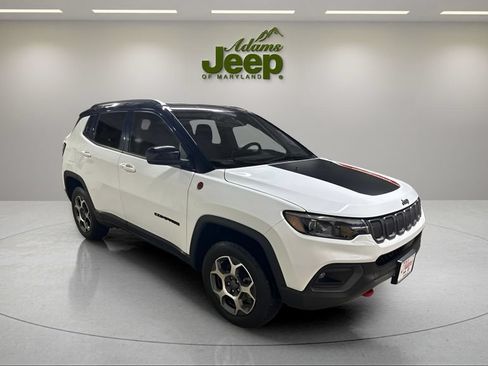 Used 2022 Jeep Compass Trailhawk w/ Trailhawk Elite Group AWD/4WD image 12