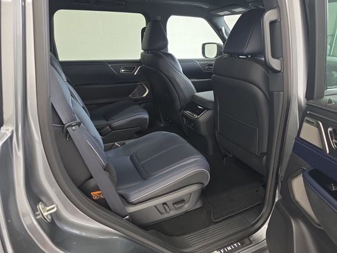 New 2026 INFINITI QX80 4WD w/ Sport Exterior Package image 12