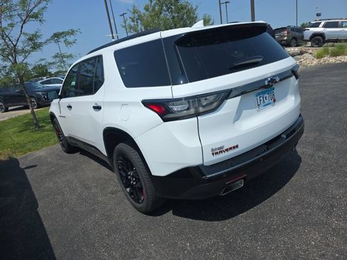 Used 2019 Chevrolet Traverse Premier w/ Redline Edition AWD/4WD image 3