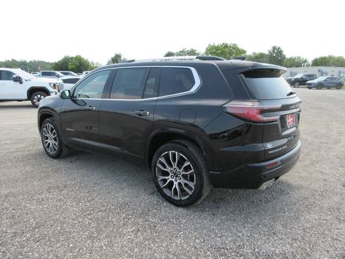 New 2026 GMC Acadia Denali Ultimate AWD/4WD image 7