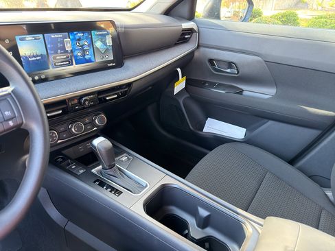 New 2026 Nissan Kicks S image 22