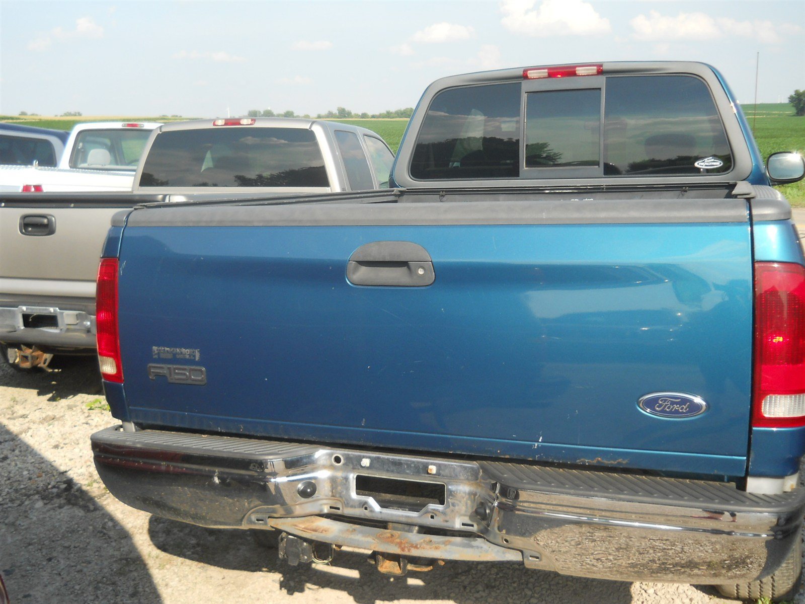 Used 2001 Ford F150 XLT AWD/4WD image 4