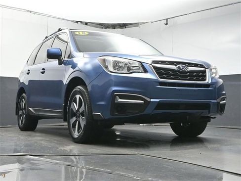 Used 2018 Subaru Forester 2.5i Premium w/ All-Weather Package image 33
