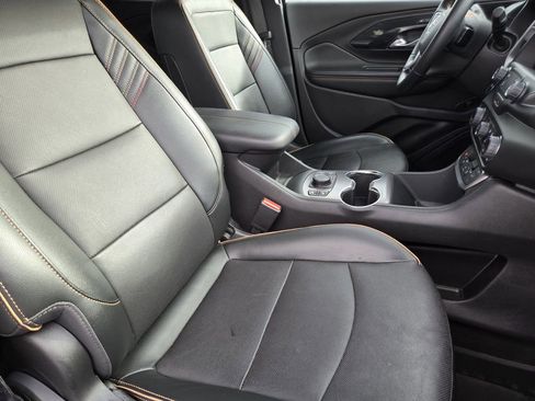 Used 2023 GMC Terrain AT4 w/ LPO, Floor Liner Package image 9