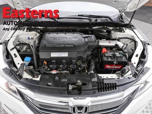 Used 2017 Honda Accord EX-L image 7
