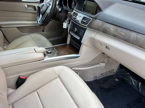 Used 2016 Mercedes-Benz E 350 Sedan image 15