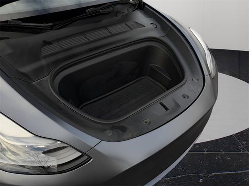 Used 2022 Tesla Model Y Performance image 28