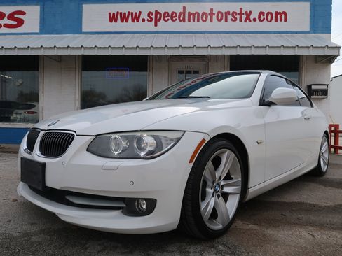 Used 2011 BMW 328i Coupe w/ Premium Pkg image 5