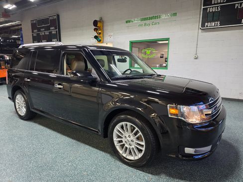 Used 2019 Ford Flex SEL w/ Equipment Group 202A image 4