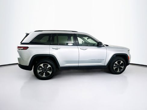 Used 2023 Jeep Grand Cherokee 4WD 4xe image 10