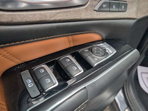 Used 2023 Kia Sorento SX Prestige image 15