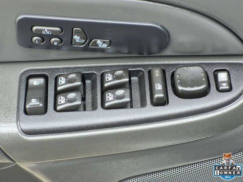 Used 2005 Chevrolet Silverado 3500 4x4 Crew Cab image 16