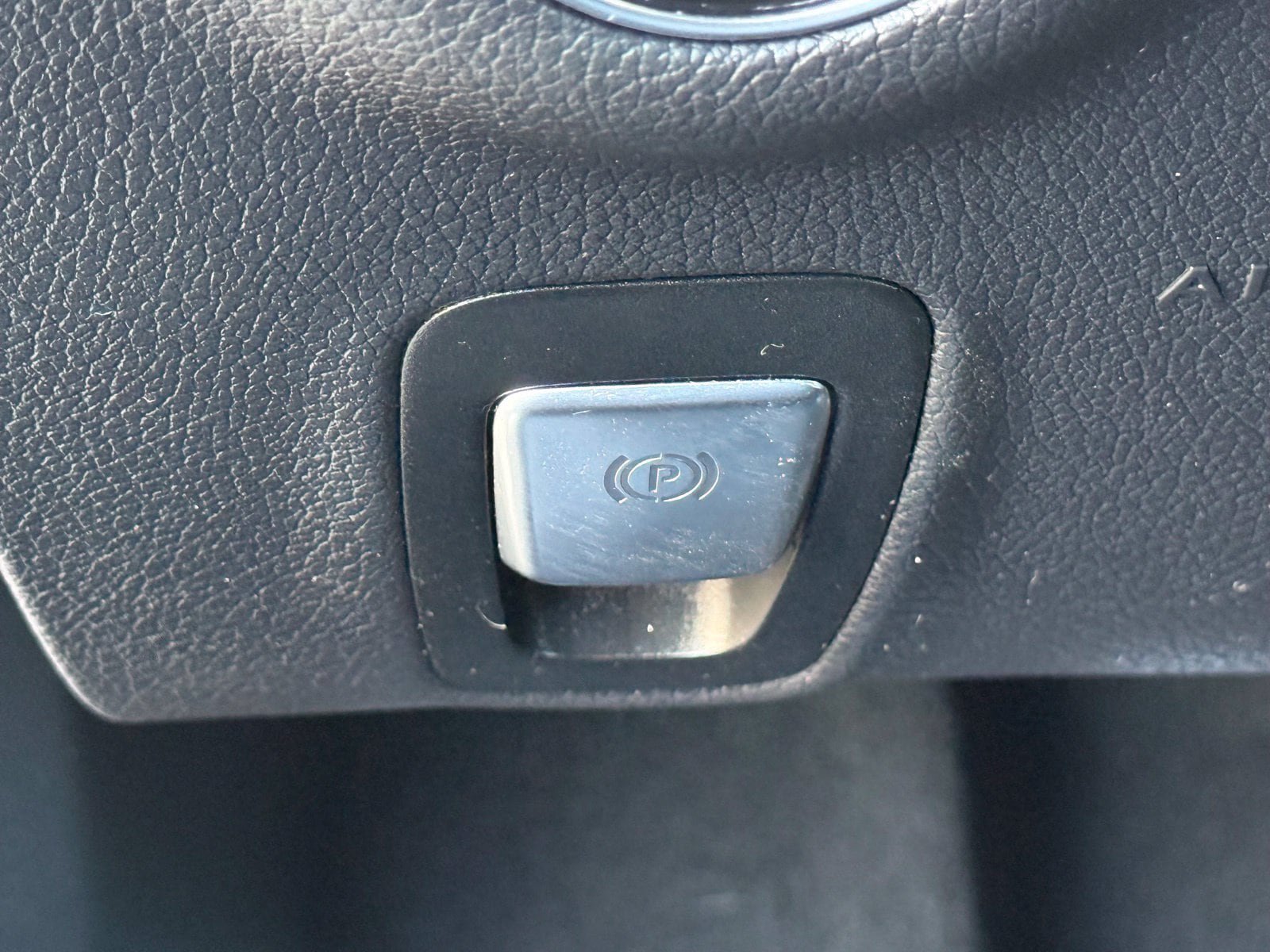 Used 2023 Mercedes-Benz E 350 Sedan image 30