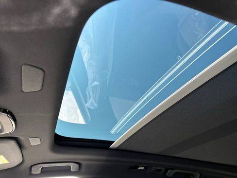 New 2026 Volvo XC60 B5 Plus w/ Climate Package AWD/4WD image 21